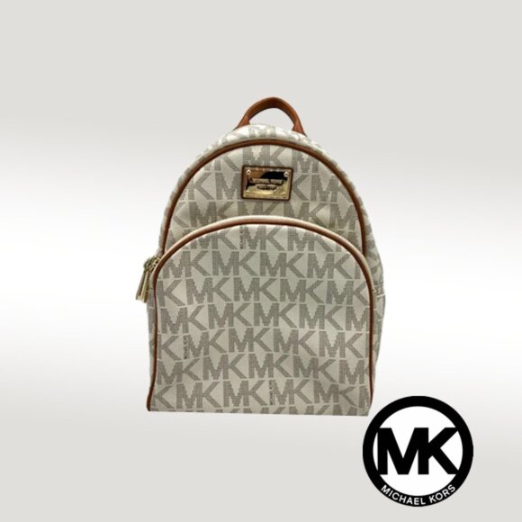 Michael Kors Monogram Jet Set Backpack - Picture 1 of 14